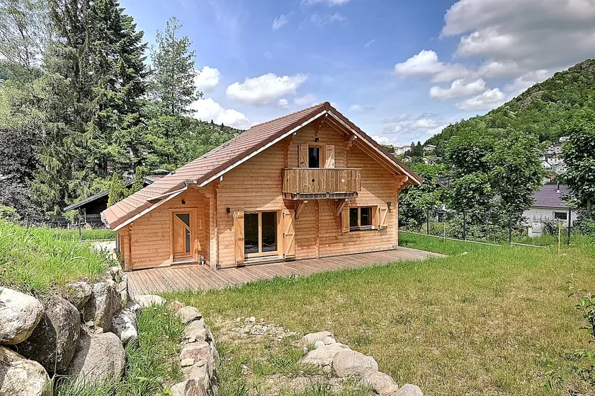 Chalet Caroubier – Chalet with mountain view - Image 1