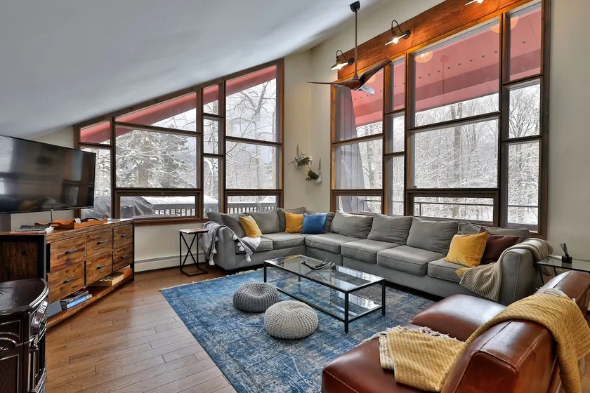 Whitetail Chalet at Killington: 4BR/2BA - Image 1