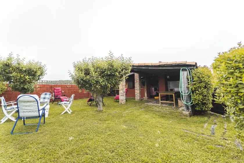 El Uncar Chicken Coop - Image 1