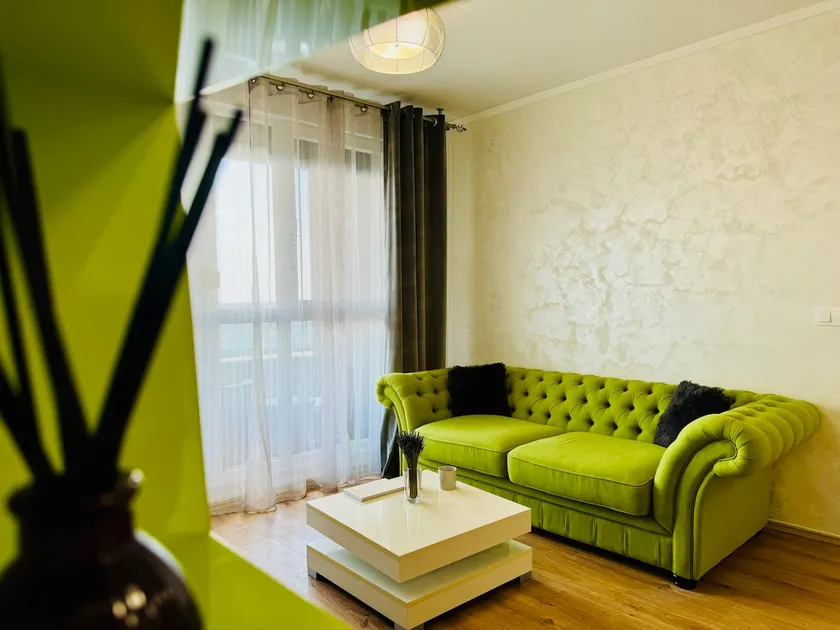 Joy City Stay Forest 84 - Image 1