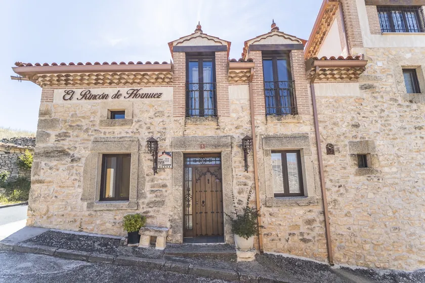 Maison de vacances conviviale et familiale avec barbecue et internet haut débit | Vue montagne | Adaptée au travail à distance | Avec animaux acceptés - Image 1