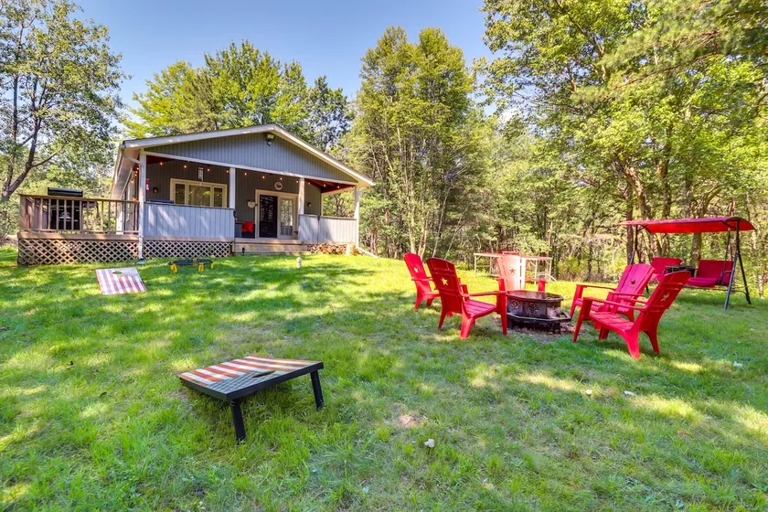 Fire Pit & Community Beach: Poconos Getaway! - Image 1