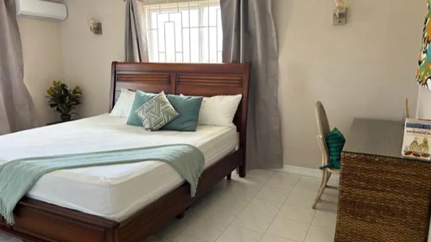 Welcome to Hope Winds, a charming property - Image 1