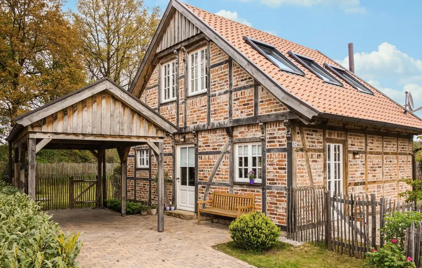 Stunning Home In Warendorf - Image 1
