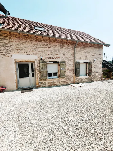 Charming Renovated House in Saint-Jean-de-Vaux, France - Image 1