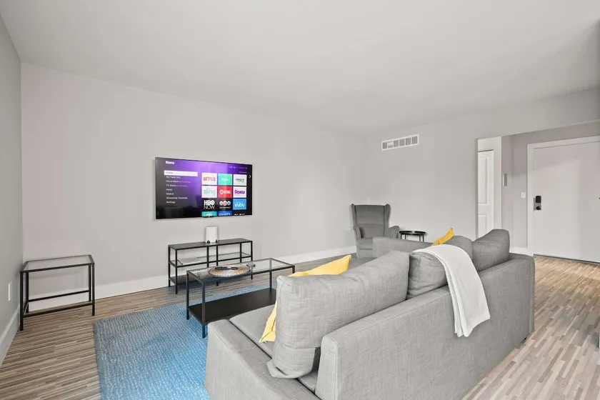 Elegant Escape Prime Location & Style - Image 1