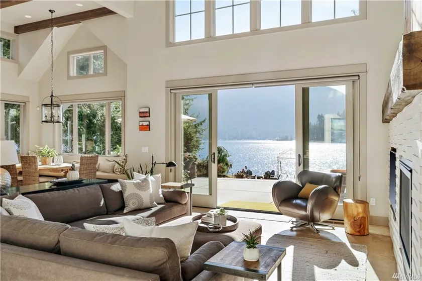 Luxury Lakefront - not far from Seattle - Image 1