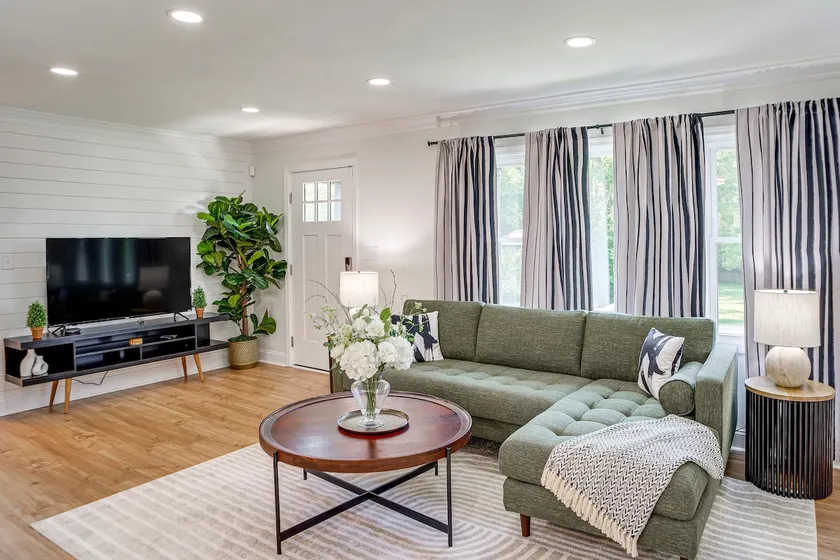 1 Mi to Gallatin Square! Family-Friendly Home - Image 1
