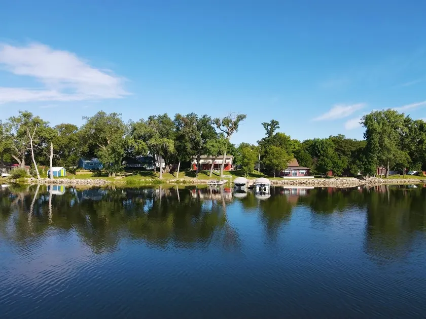 Family Lake Cabin • Last Summer Weeks Available! - Image 1