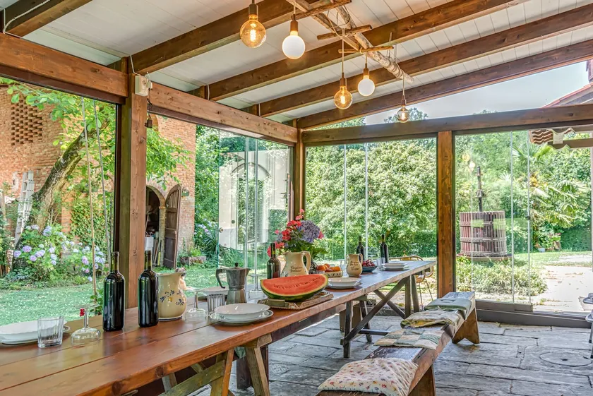 Villa 'Cascina Gretaio' com vista para a montanha, piscina privada e acesso Wi-Fi - Image 1