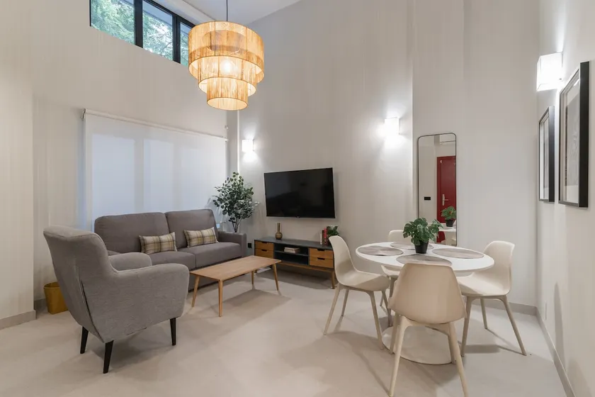 Modern Duplex-2 Bedrooms 2 Bathrooms-Delicias - Image 1