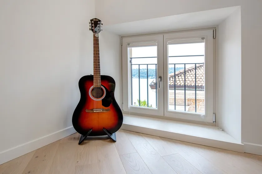 Flat with hot tub & terrace - Image 1