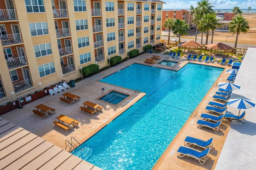 Beach Access Condo - Pool - Hot Tub with BBQ - Image 1