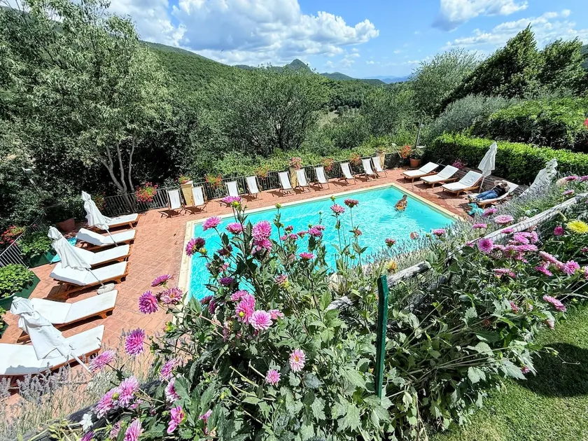 Vicolo - sleeps 5 with air con, wifi, balcony for dining and pool - Image 1