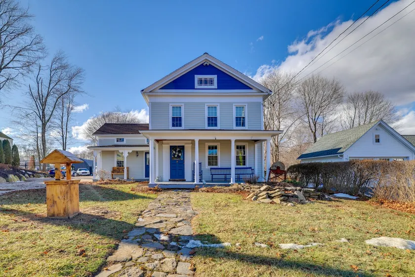 Walk to Memorial Park: Pet-friendly Bethlehem Home - Image 1