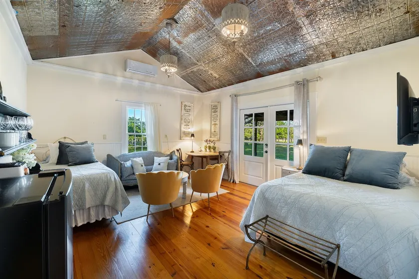 Liesel Farm Shestable: Cozy Converted Stable - Image 1