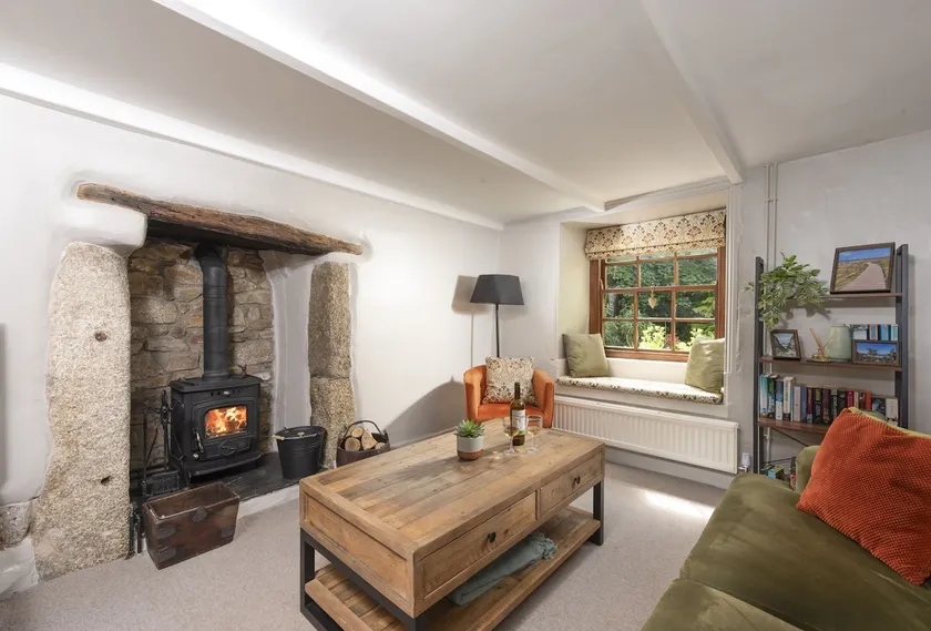 The Corner Cottage - Image 1