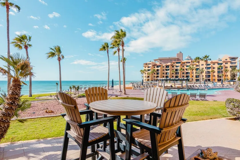 Princesa de Penasco C-402 (2Bedroom-2Bathroom) Av FMI Rentals - Image 1