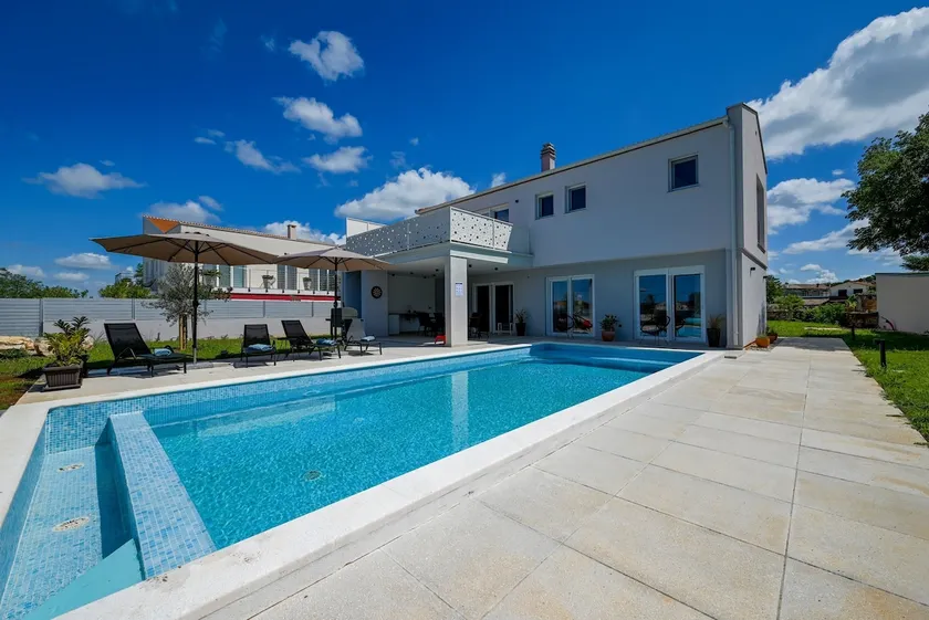 Casa Ferata - Image 1