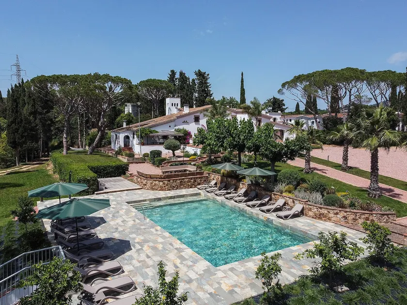 Masia Luxmarspa - Image 1