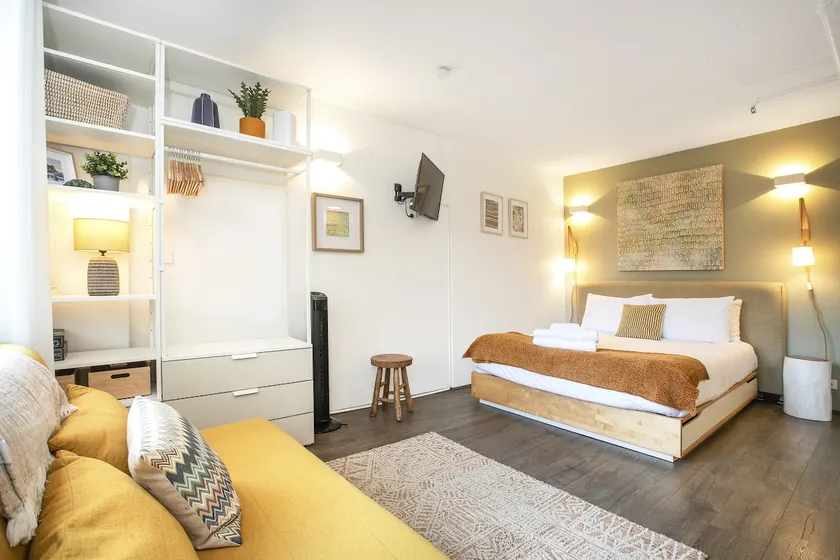 Stylish Bondi Studio Minutes From Bondi Beach - Image 1