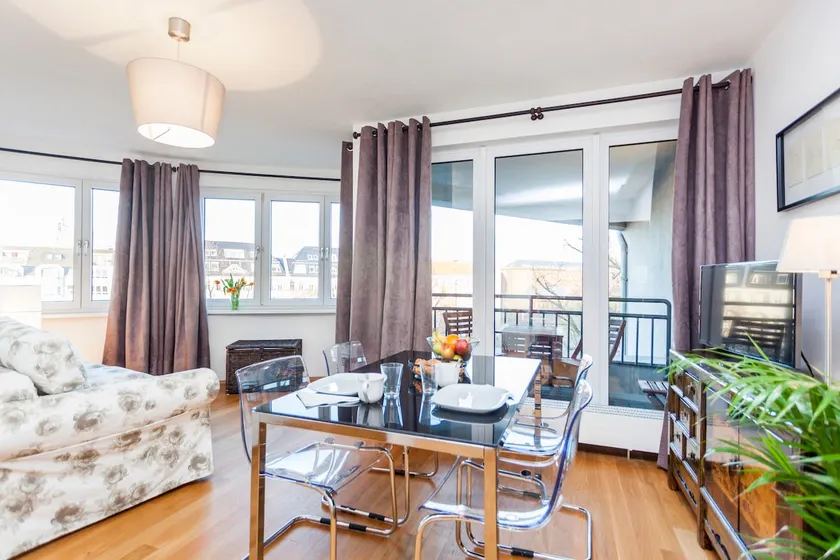 TheMaybach, 1BR, Xberg riverlocation, Balcony-view - Image 1