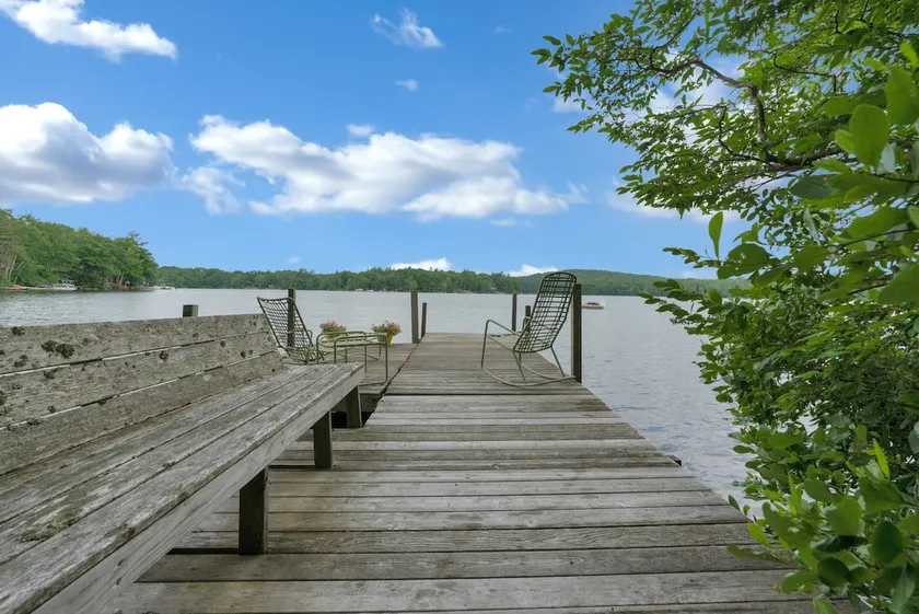Family Friendly Kennebunk Pond Lakefront Retreat - Image 1