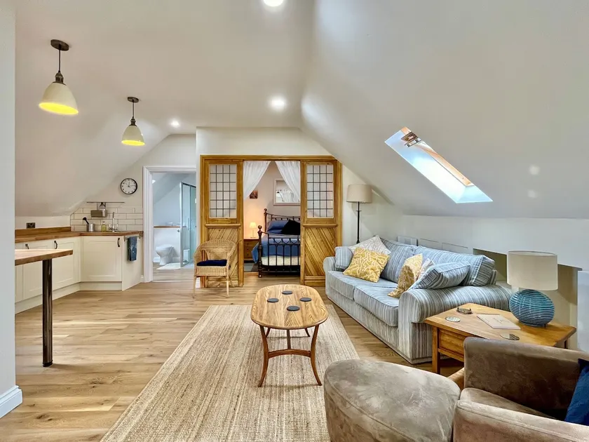 Apple Tree Barn by Inspire Stays - Image 1