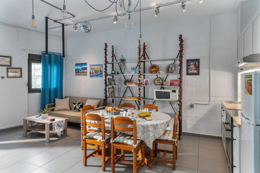 Thena City Center Apartment - Image 1