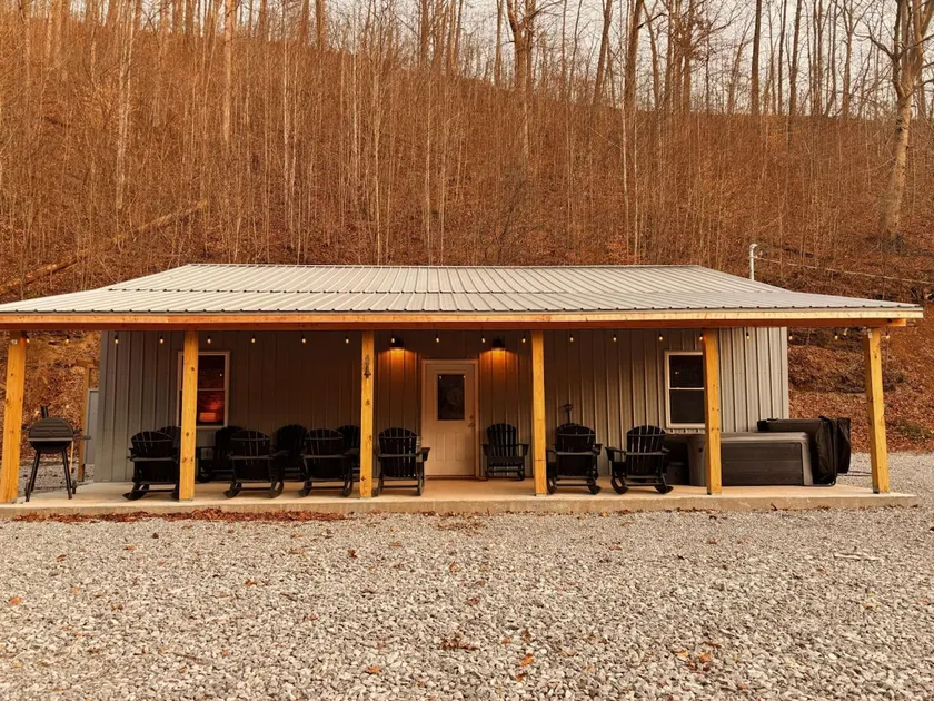Trailside ATV Lodge #E | 3BR | Sleeps 14 | Hot Tub - Image 1