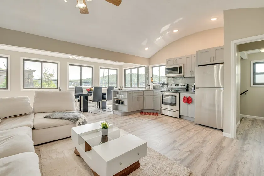 Walk to Harveys Lake! Modern Apt w/ Water Views - Image 1