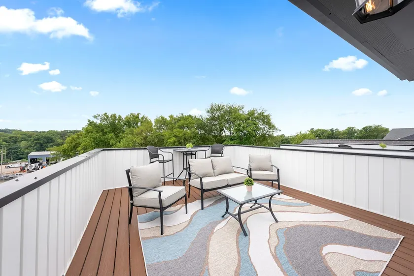Urban Rooftop of Downtown (1014 Franklin St) - Image 1
