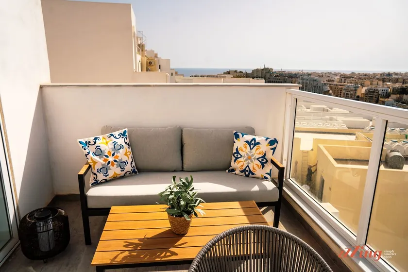 Luxury Living in a Holiday Home in St Julian's - Image 1