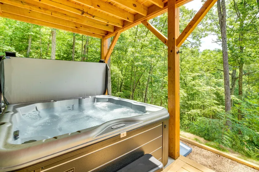 Modern Hiker's Haven w/ Dupont State Forest Views! - Image 1