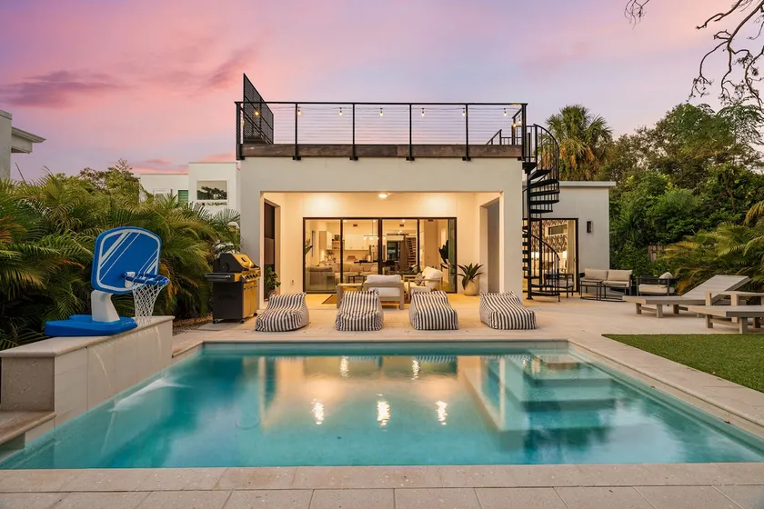 Serenity Springs | Heated Pool+Waterfall+Roof Deck - Image 1