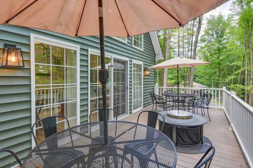 Treasure Lake Home w/ Deck: Walk to Bimini Lake! - Image 1