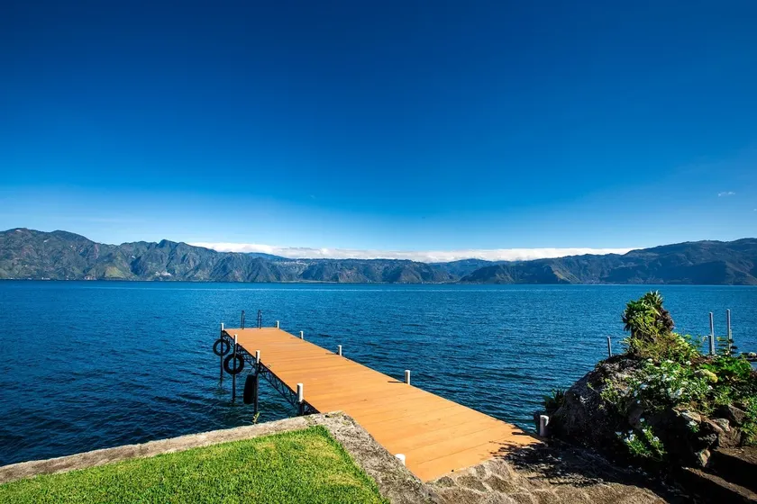 Luxurious Lake Front Property/Families/Couples - Image 1