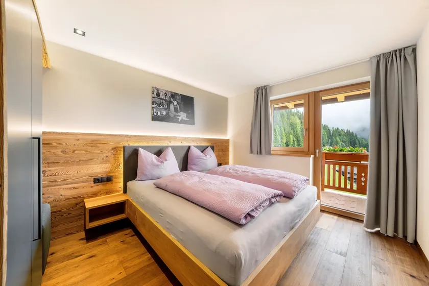 Apartment Loach - Image 1
