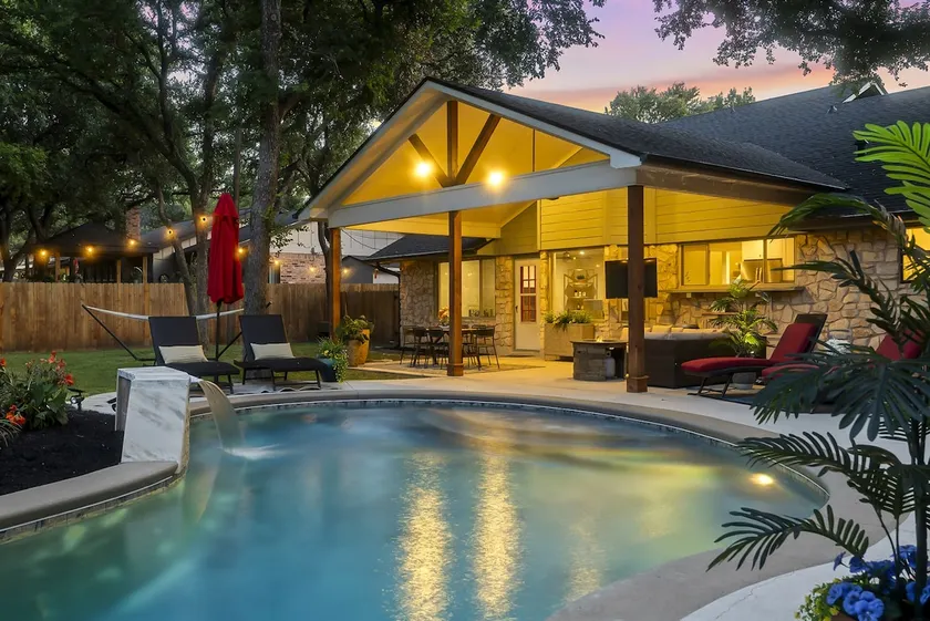 La Princesa: Perfect Family Oasis ~Sparkling Pool~ - Image 1