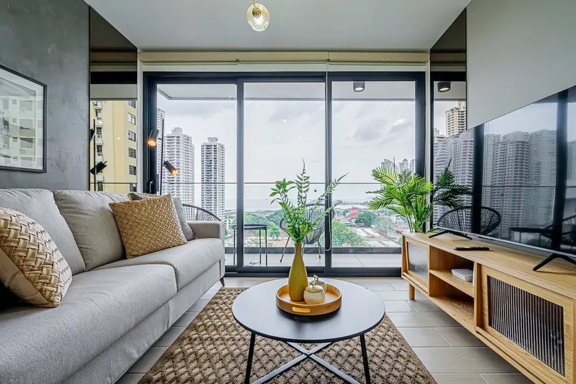 w* | Minimalist 1BR w/ Balcony in San Francisco - Image 1