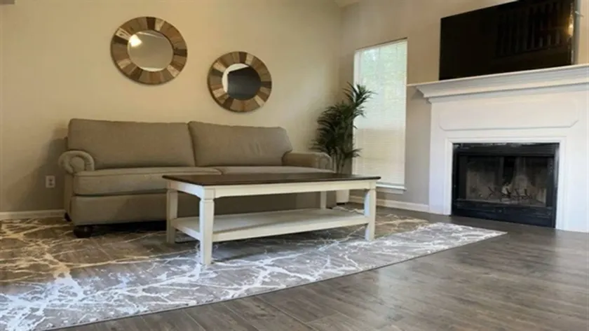 Stockbridge Home Hidden Gem w/Master suite on Main - Image 1