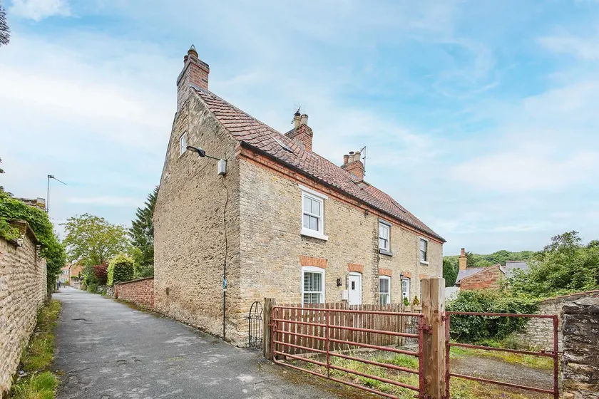 Host & Stay - Damson Cottage - Image 1