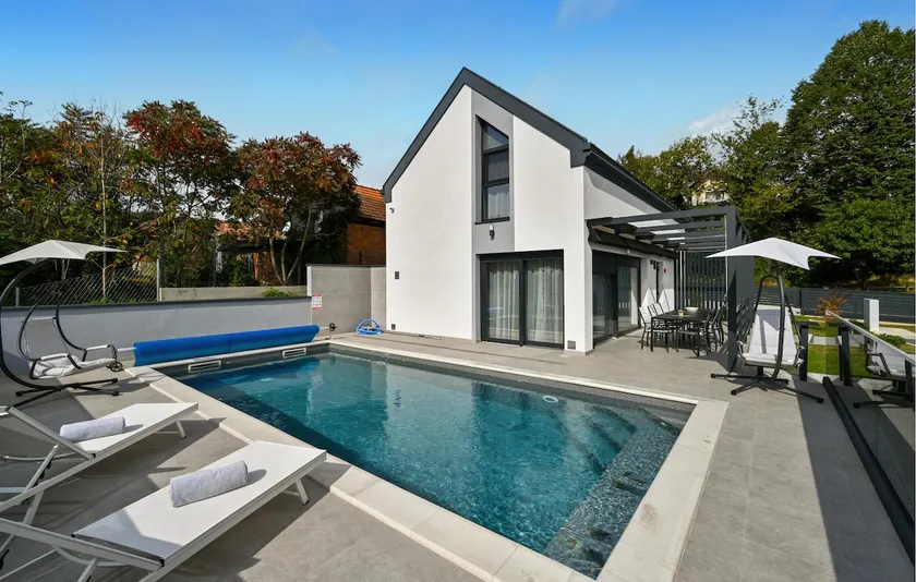Nice home in Margecan - Image 1