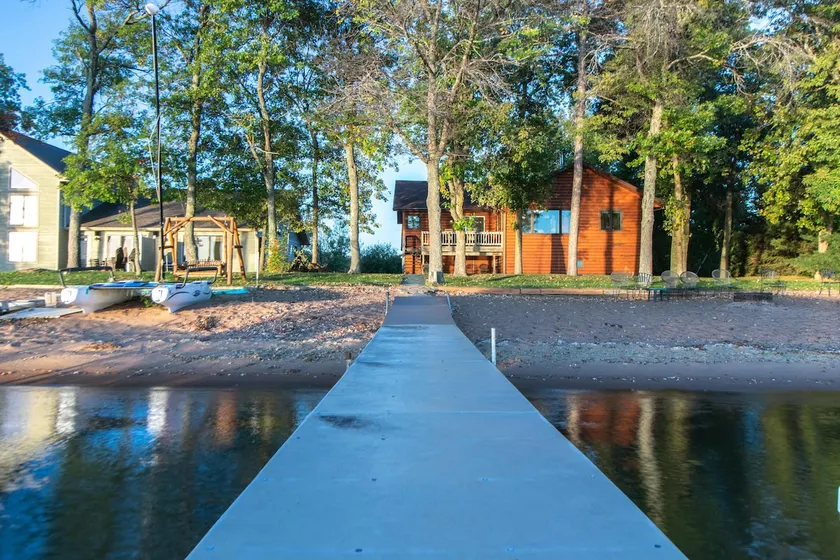 Leech Lake Perfect Sand Beach, Lift/Dock, Kayak - Image 1
