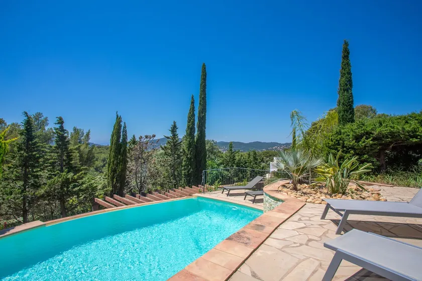 F2 im EG, Villa La Colline: Meerblick, WLAN & Klimaanlage - Image 1