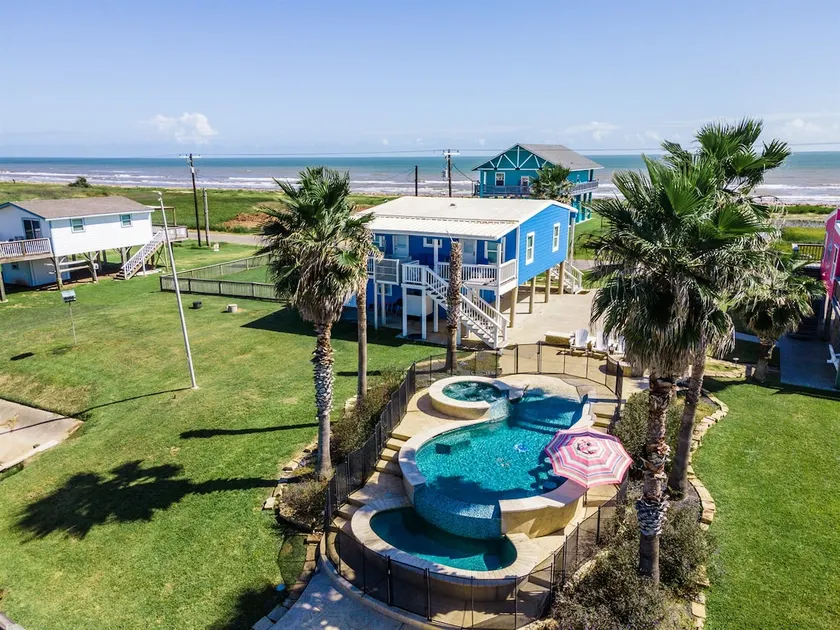 Coastal Luxury Home- Infinity Pool and Beach Views - Image 1