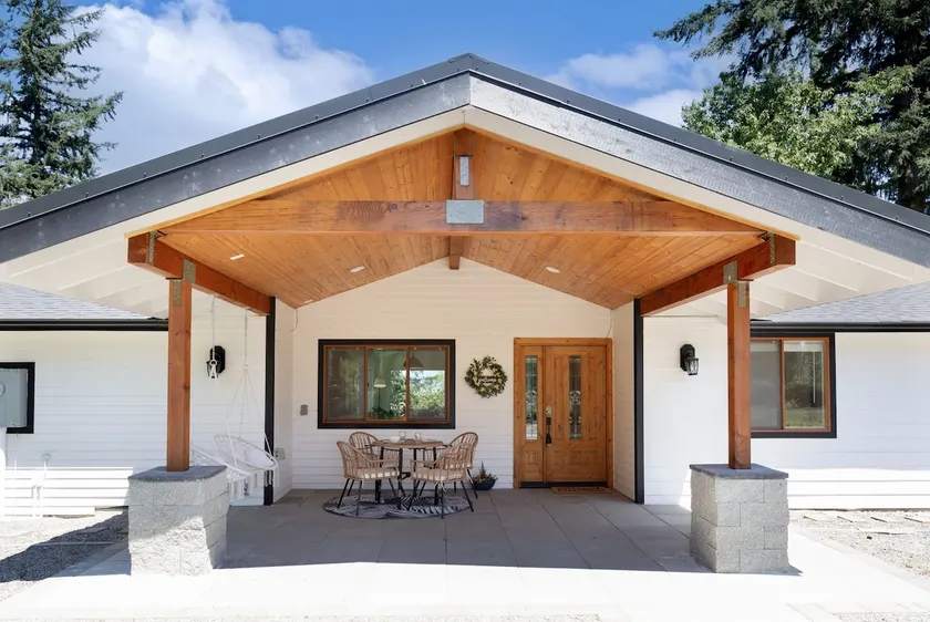Modern Mountain View Getaway w Huge Outdoor Space - Image 1