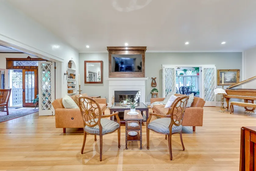 Central Boise Mansion Close to Dtwn, River & Bsu! - Image 1