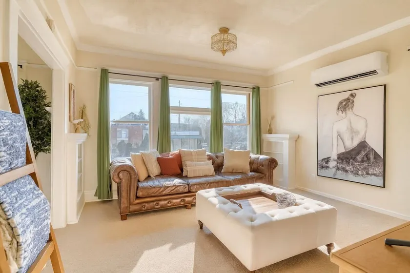 NE 29th (502) | 3 Bedrooms • 3 Queens • 1 Bath - Image 1