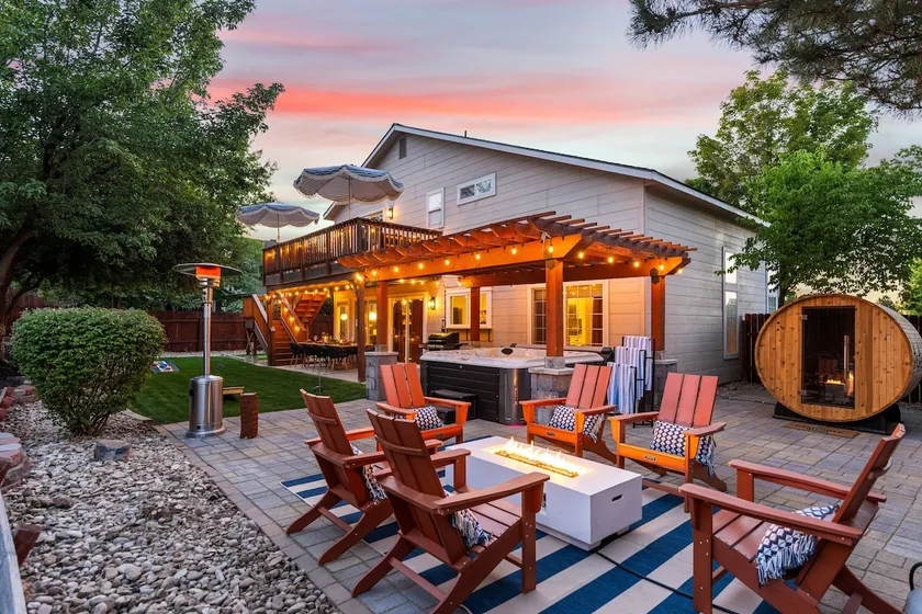 Luxury | Hot Tub, Sauna, Miniputt, GameRoom, Pets - Image 1